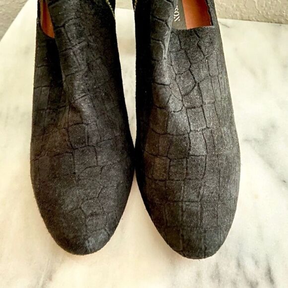 Matt‎ Bernson Jagguar Croc Leather Cutout Heeled Booties - Picture 3 of 10